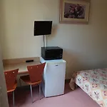 Au Royal Mad