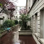 23 Rue De La Chapelle