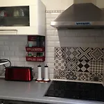 Appartement typiquement parisien