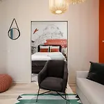 Suite Sartre : Au Coeur De La Rive Gauche, Neuf, Design, 2/4 Personnes