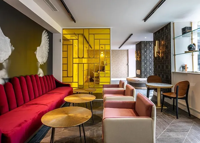 Hotel Nude Paris - Color Vision