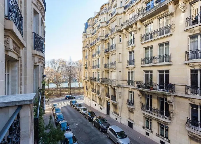 Cmg - Premium Tour Eiffel - 43