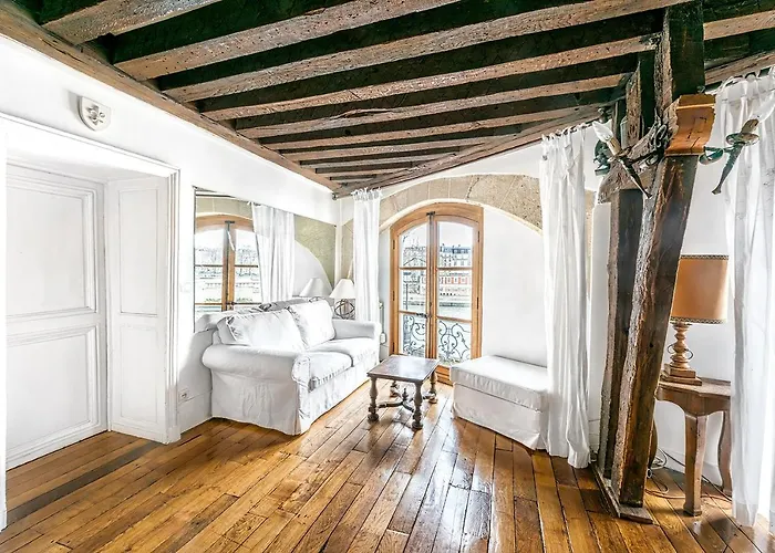 Apartment Saint-Louis By B\'Your Home