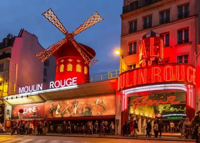 Cosy Paris Getaway