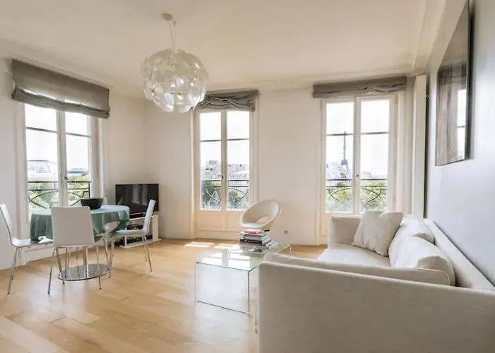 Central&Spacious 2Bd Apart For 4 In Champs Elysees