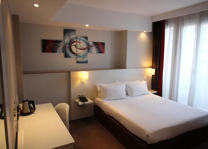 Holiday Inn Paris-Auteuil By Ihg