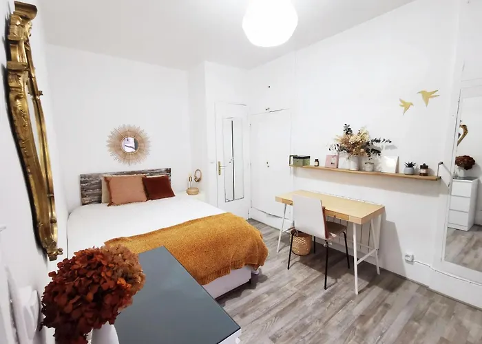 Appt Cosy Chic, 4 Couchages + Lit Bebe, Paris 12E