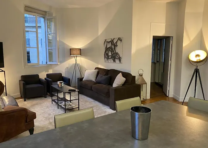 Appartement 3 Chambres Paris 7E