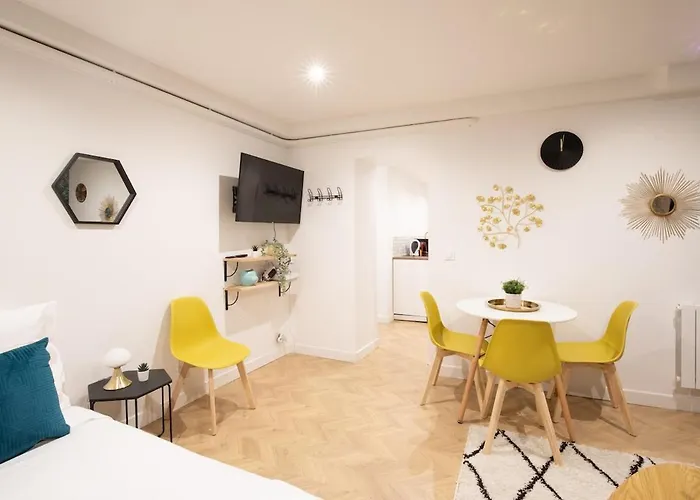 Appartement Charmant Proche De L\'Arc Triomphe -2P