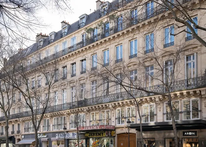 Luxe State Of The Art Suite Near Montmartre