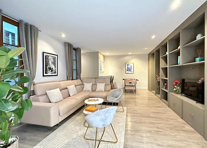 Saint Germain des Prés - Deluxe Parisian Loft - 5492