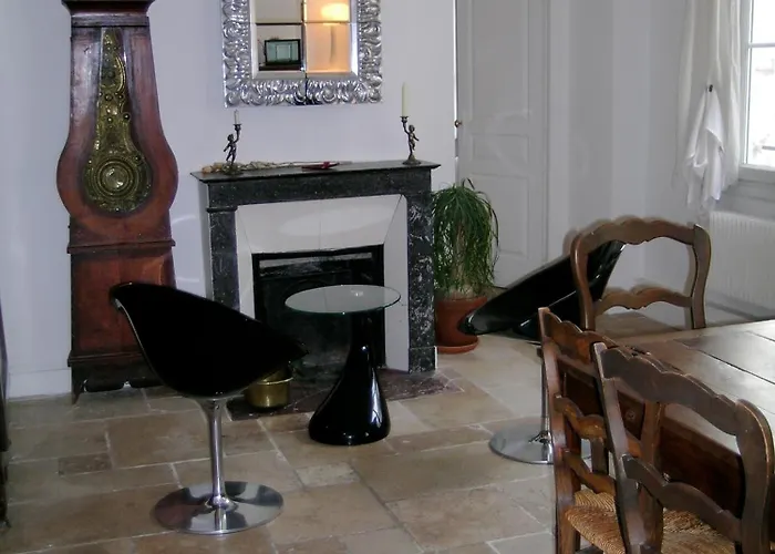 Le Marais 3 Bedrooms Apt