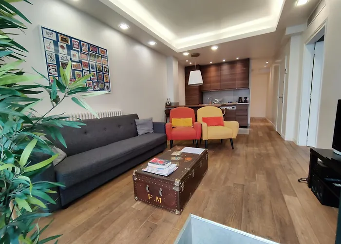 3 Double Bedrooms Apartment In Montmartre Near Subway Ac