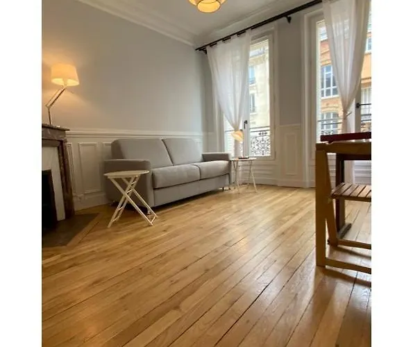 Sunny Bastille-Roquette Paris