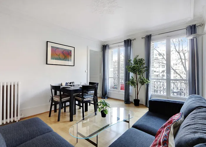 Peaceful Apartment 2Br-4P - Arc De Triomphe