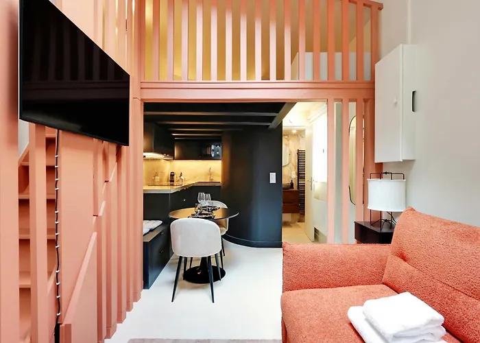 Appartement Chic And Cosy-Canal Saint Martin