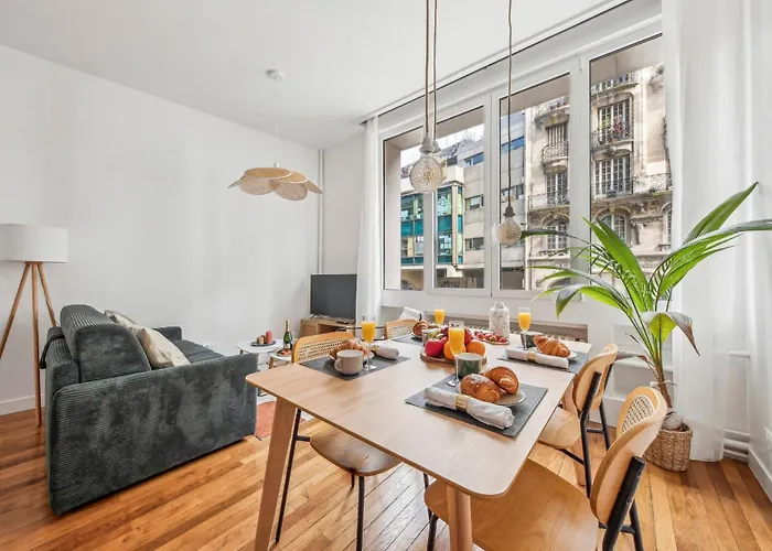 Le Louvre & Hotel De Ville - Cityapartmentstay