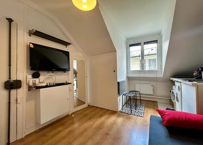 Appartement Cosy Au Centre De Paris Louvre Et Madeleine