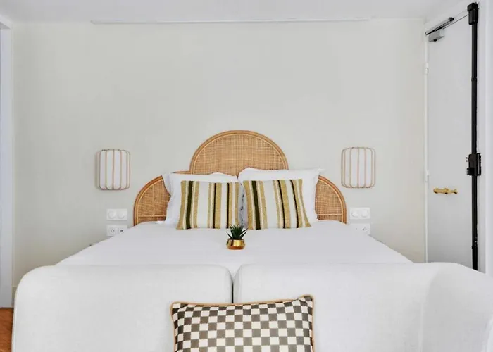 Brand New Modern Studio In Central Paris - 2P - B1