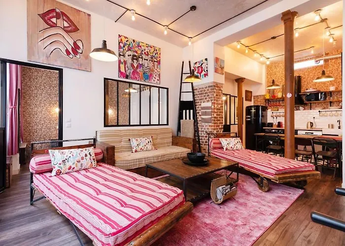Montmartre Rue Des Martyrs Loft With Ac, 4-7 Peo