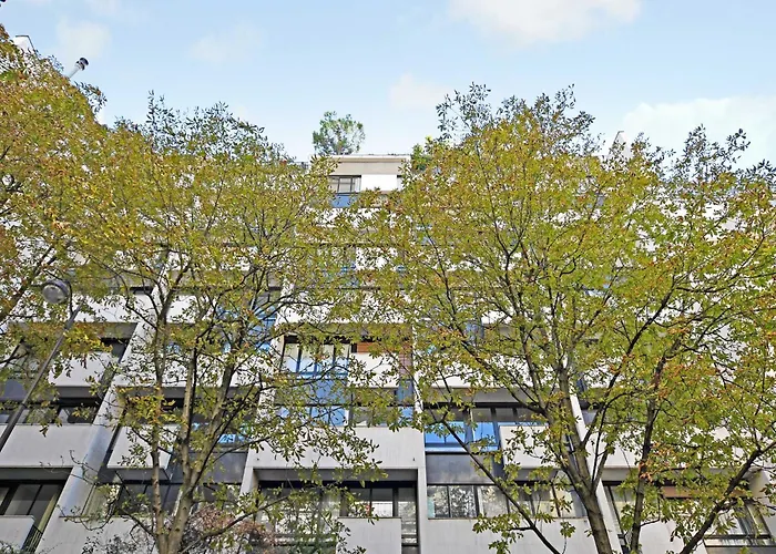 Quiet Studio - Victor Hugo Dauphine - Mobility Lease