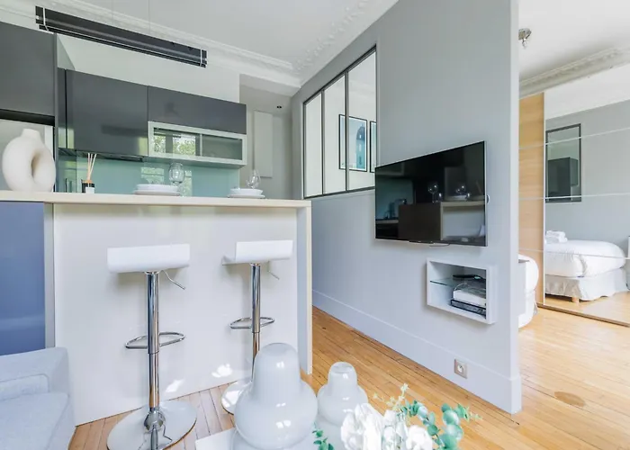 Charming Apartment Near Daumesnil - Mobility Lease