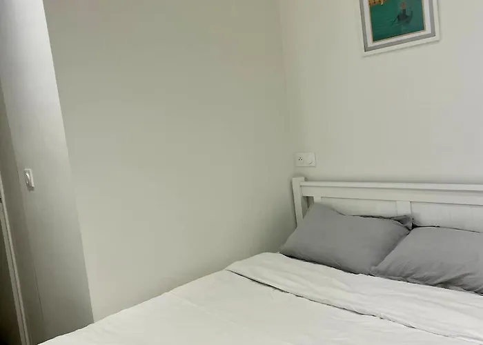 Private Studio 15M2 A Porte Maillot