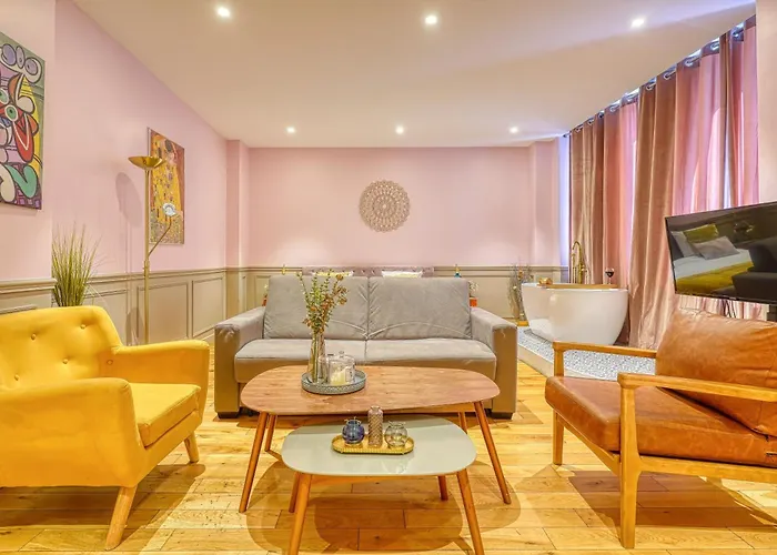Luxury Suite Paris Republique
