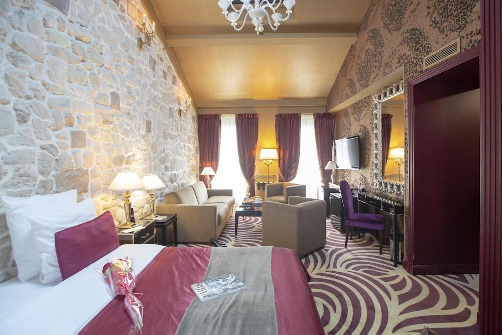 Du Beaumont Hotel