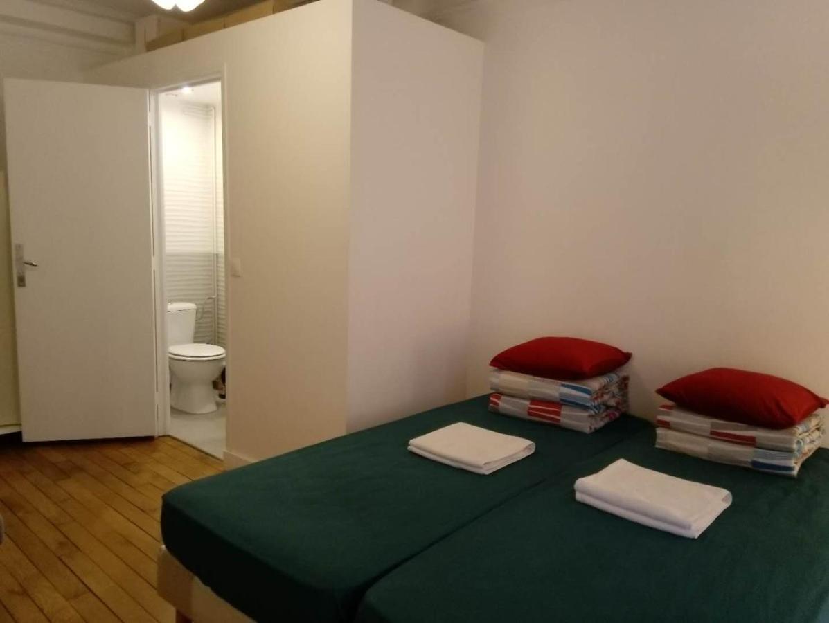 L & D D'hote Bed & Breakfast