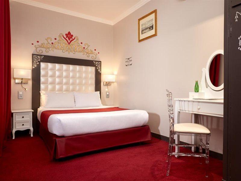 Hotel Grand Amelot Paris