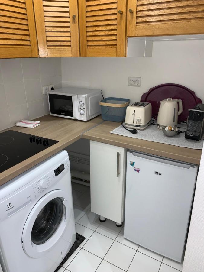 Top First Av Ternes Apartment Paris