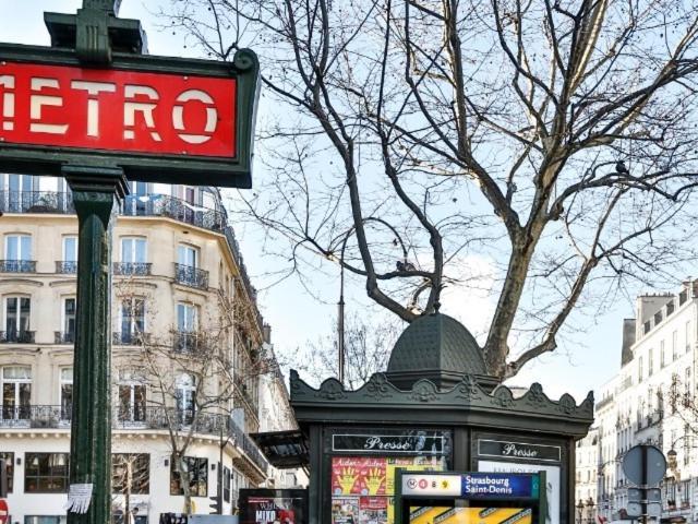 Blue Nights Sebastopol 110 * Paris