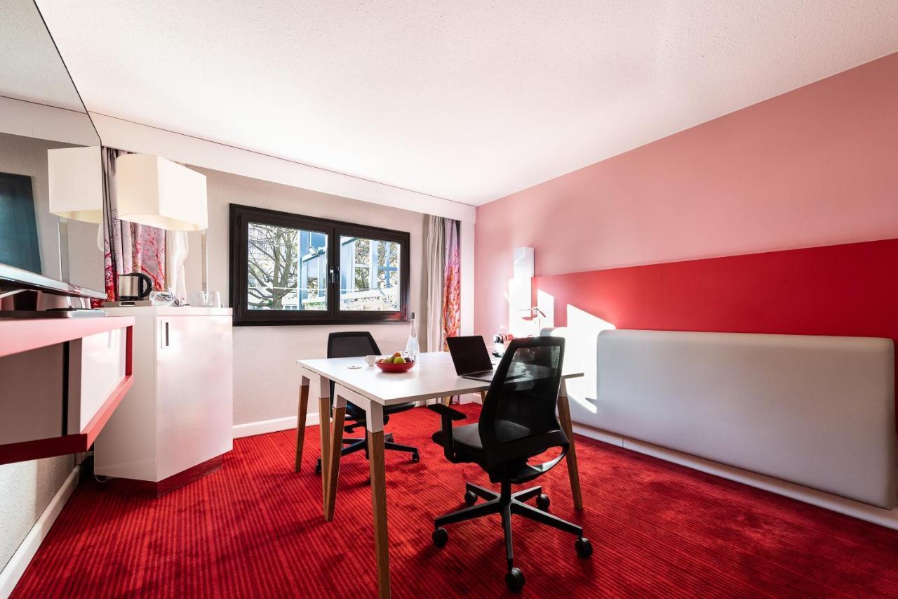 Mercure Montmartre Sacre Coeur Hotel