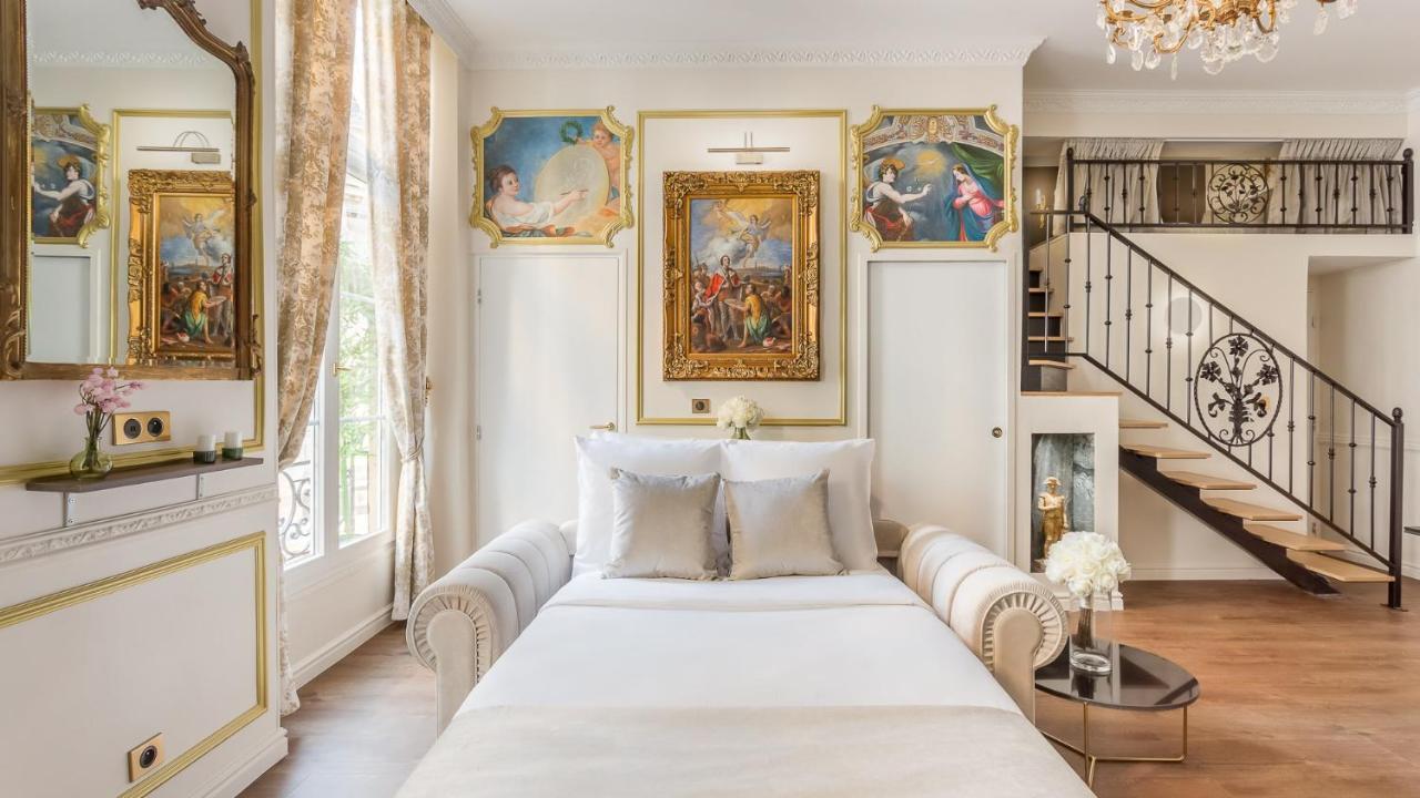 Royale 3 Bedroom, 2 Bathroom With Ac - Louvre Appartement