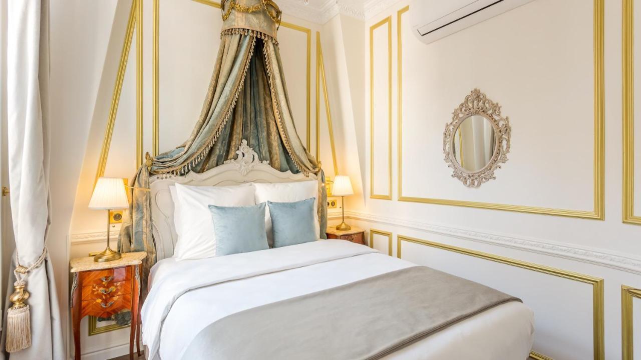 Royale 3 Bedroom, 2 Bathroom With Ac - Louvre Appartement *
