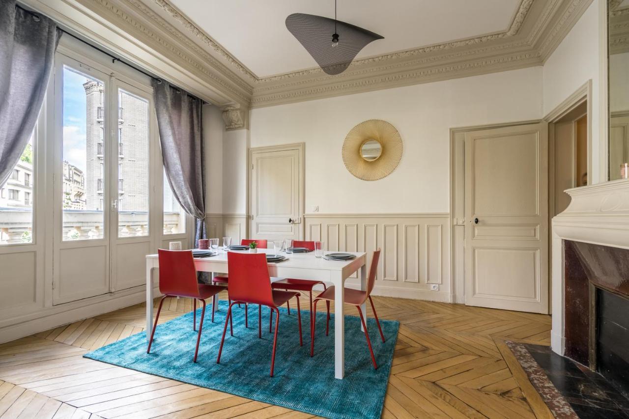Cmg - Mozart 2 * Paris
