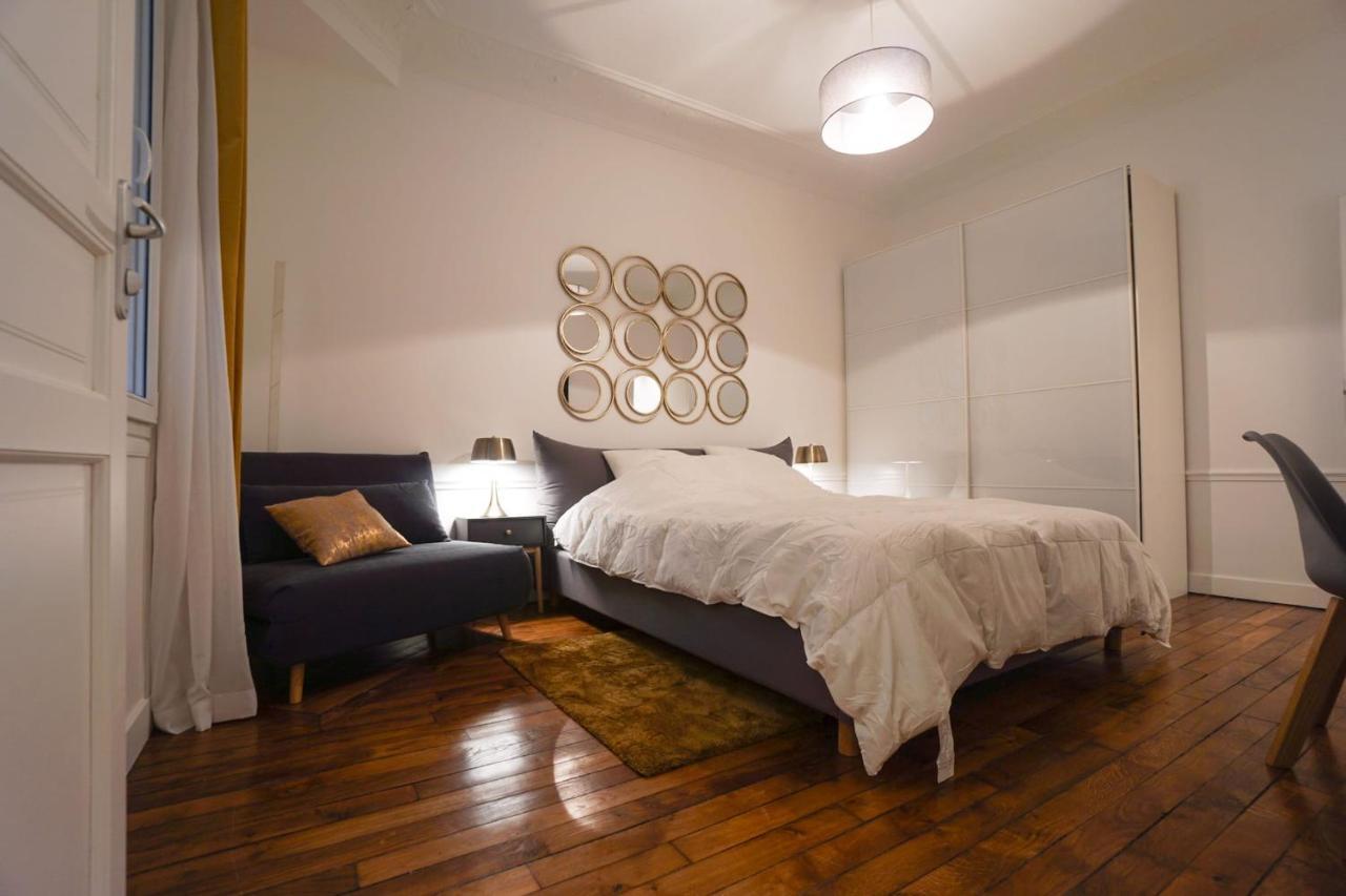 Large Flat At 2 Steps From The Eiffel Tower Apartment Paris