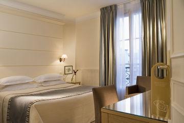 Hotel A La Des Artistes Paris