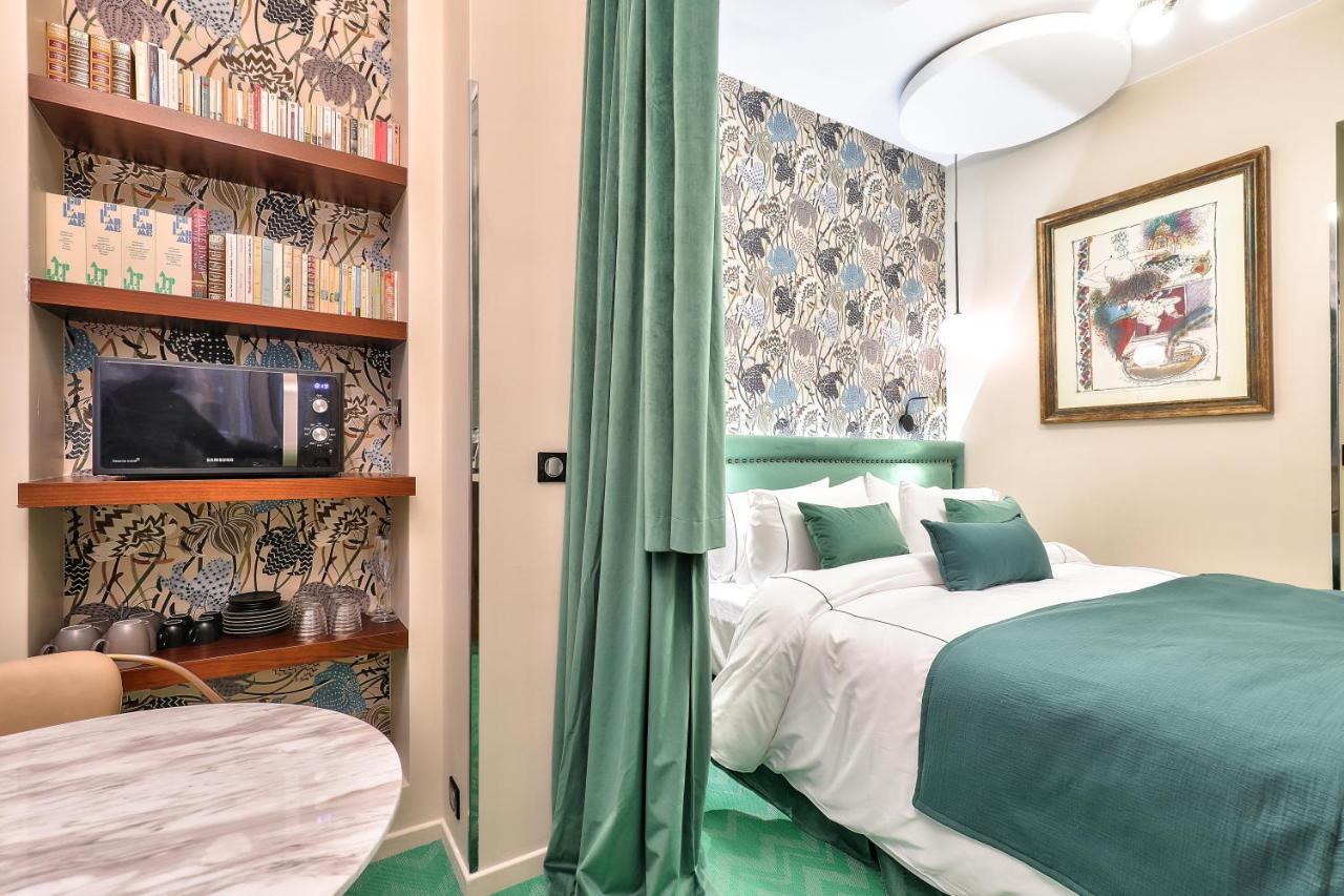 33 Marbeuf Aparthotel Paris