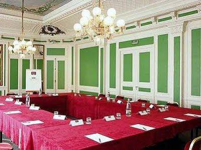 Hotel Western Ronceray Opera Paris