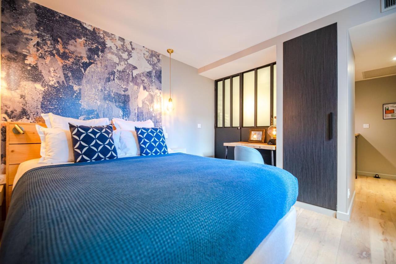 Les Boulevards Apartment Paris