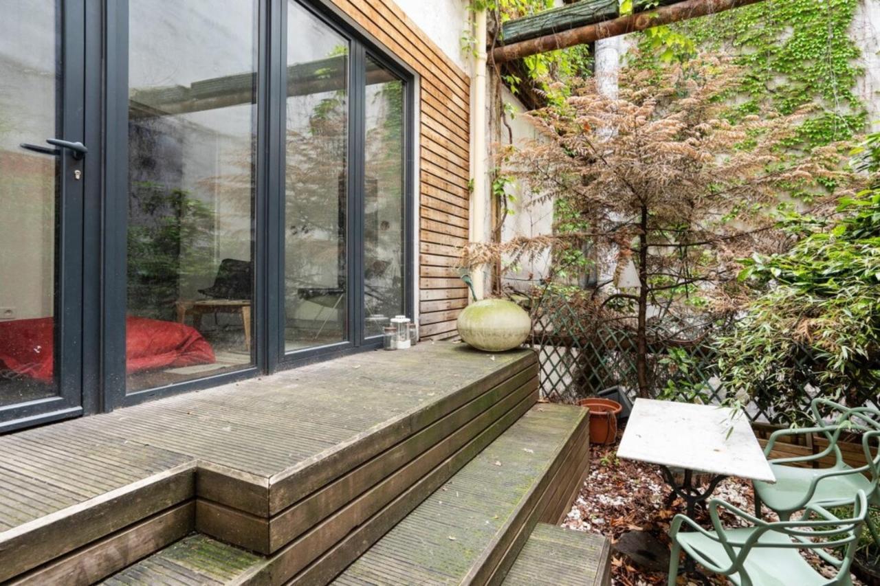 Apartment Parisian With Terrace In Saint Michel-notre Dame