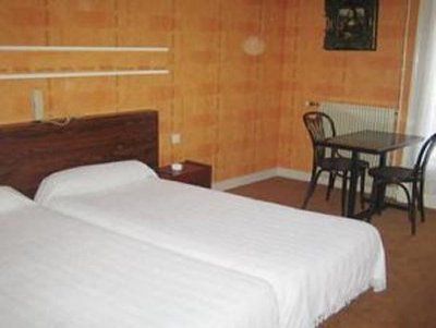 Huni Hotel 3*