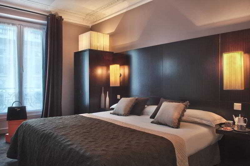 Elysées Hotel 3*