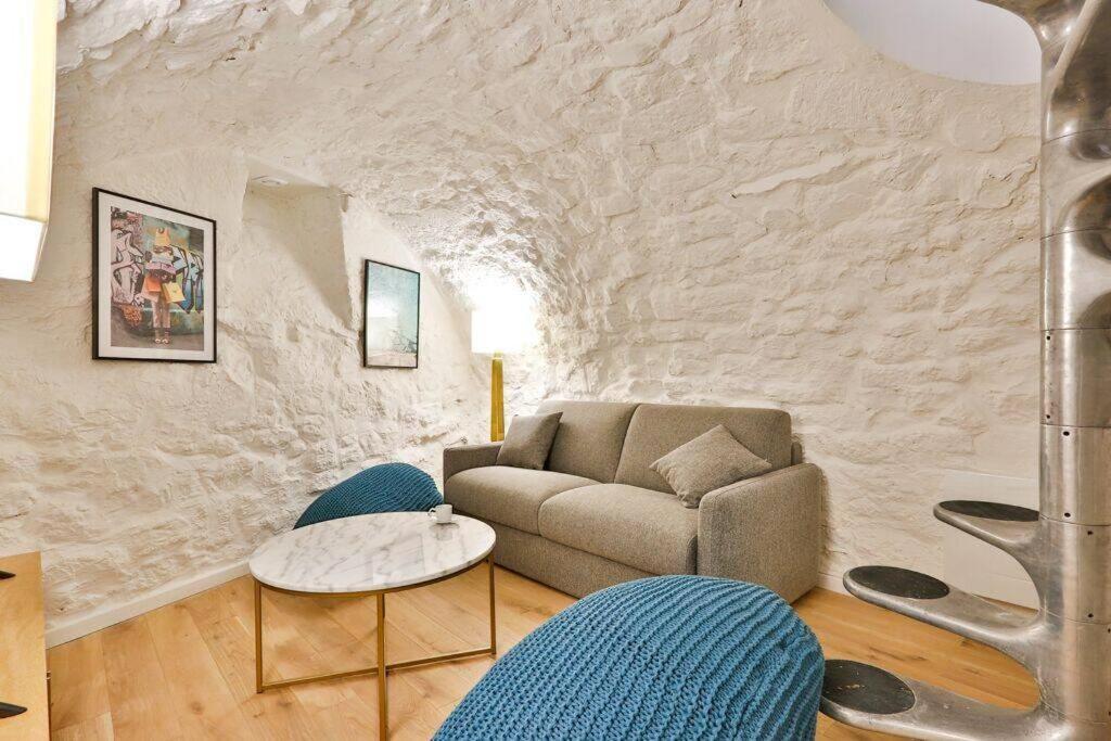 Apartment Sweet Le Marais, Place Des Vosges 4/5pers! Paris
