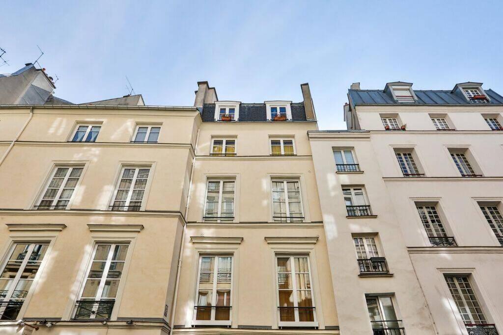 Sweet Le Marais, Place Des Vosges 4/5pers! Apartment Paris