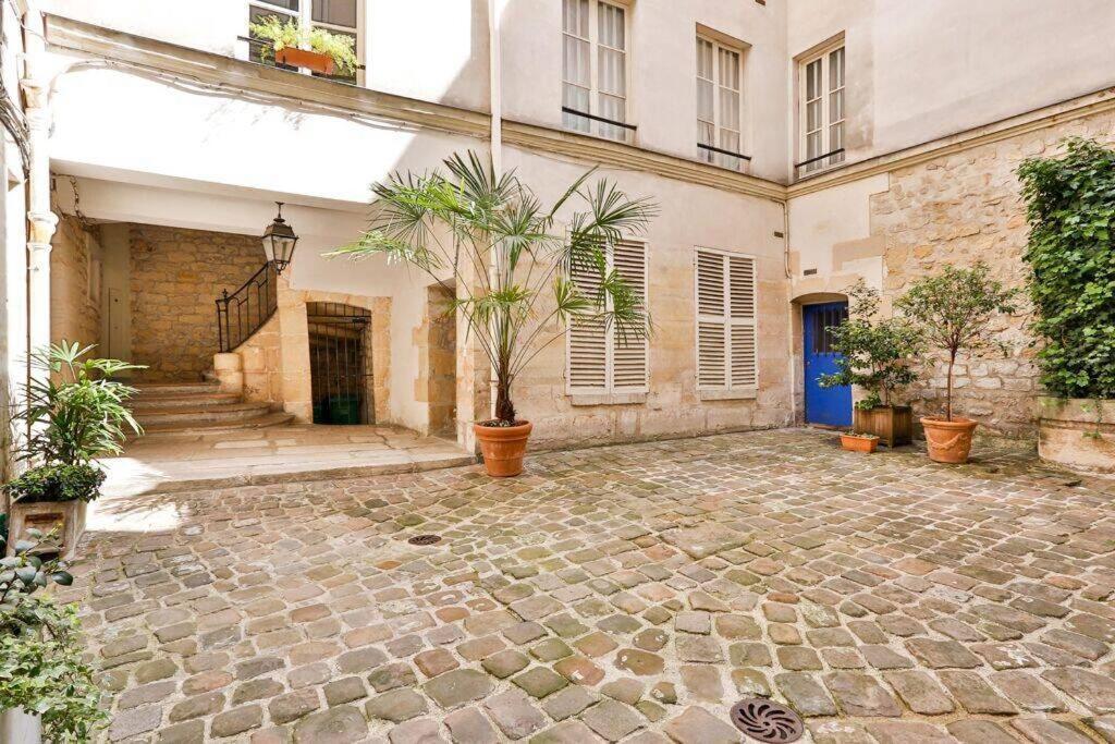 Sweet Le Marais, Place Des Vosges 4/5pers! Apartment *
