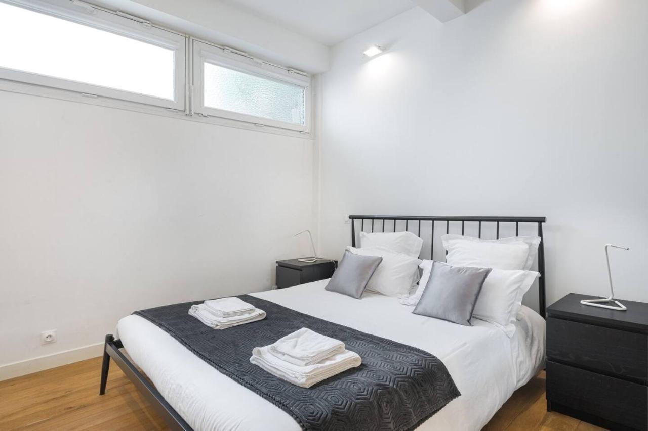 3 Double Bedrooms In Montmartre Near Subway Ac Apartment *