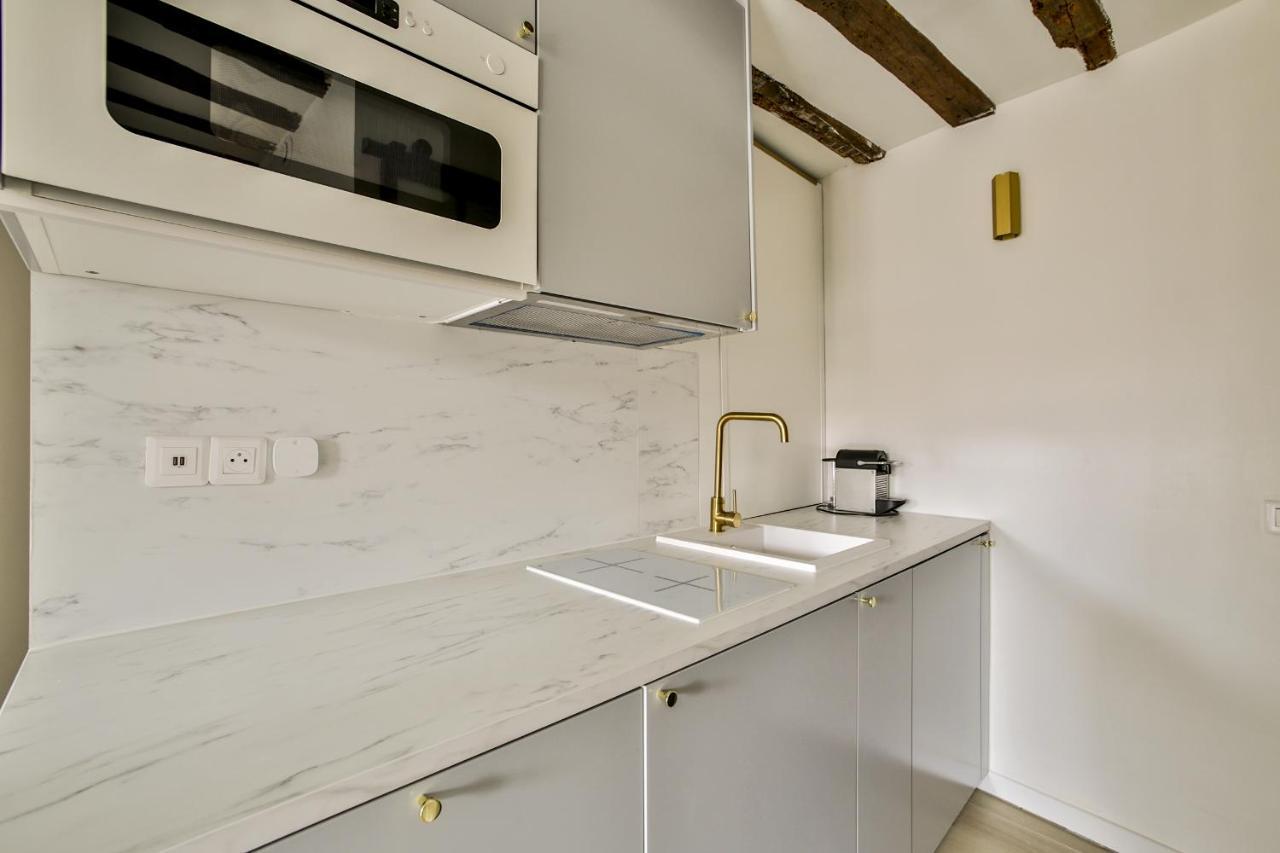 New&renovated Cosy Flat In The Marais !!! 4pers Apartment *